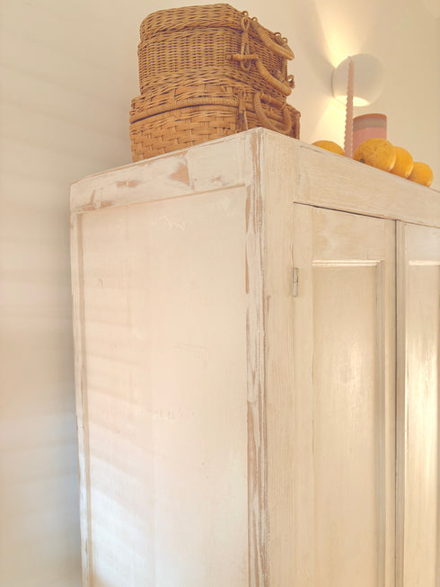 Armoire parisienne " Rachèle "