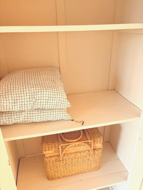 Armoire parisienne " Rachèle "