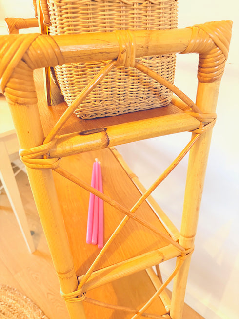 Bibliothèque en rotin vintage "Myrtille"