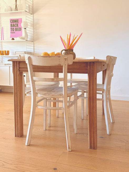 4 chaises bistrot "Simone"