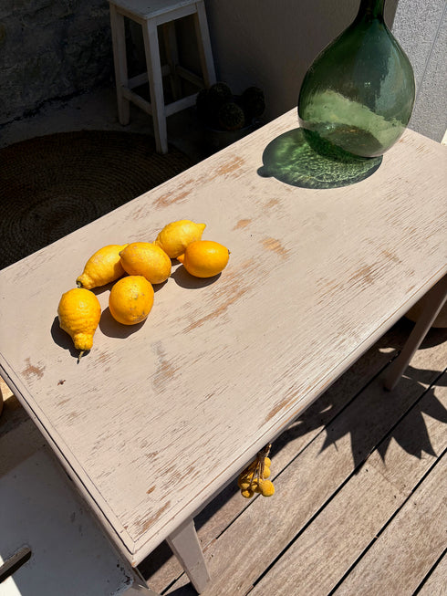 Table patinée "Olympe"