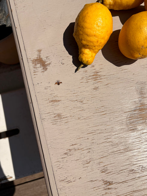 Table patinée "Olympe"