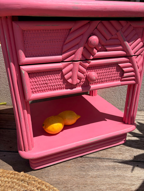 Paire de chevets rotin rose " Pauline"