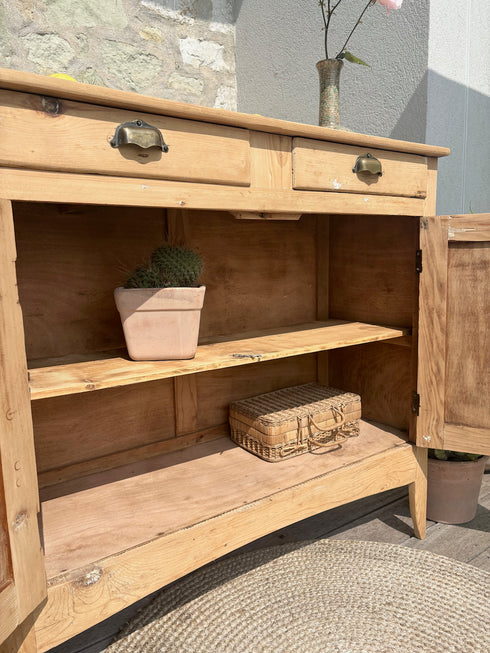 Buffet parisien "Alphonse"