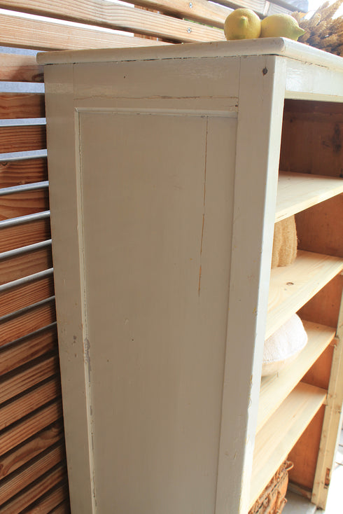 Ancienne bibliothèque "Solange"