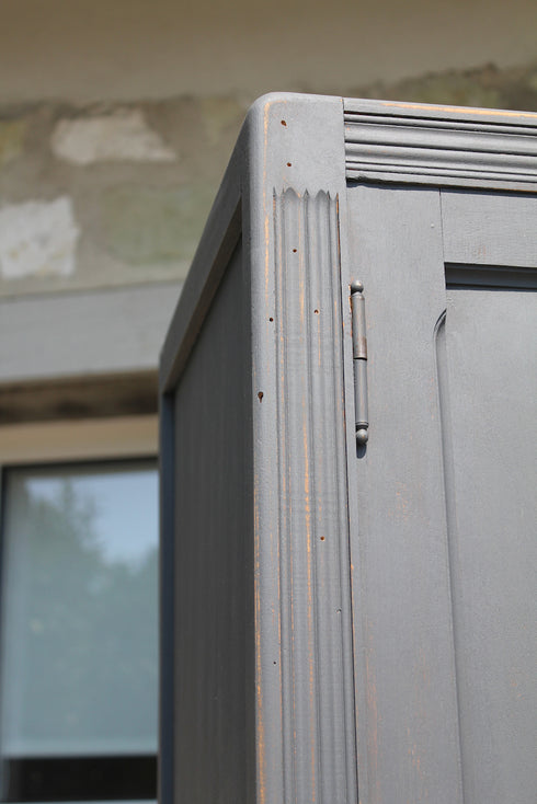 Armoire parisienne noir mat "Apolline"