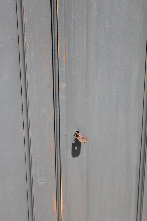 Armoire parisienne noir mat "Apolline"