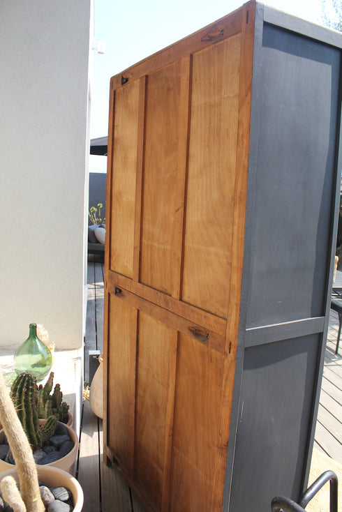 Armoire parisienne noir mat "Apolline"