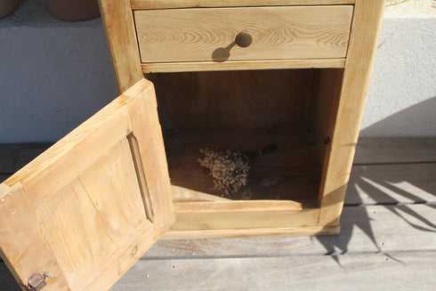 Petit meuble ancien "Prosper"