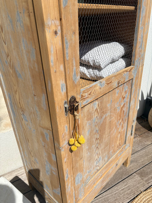 Bonnetière ancienne « Camille »