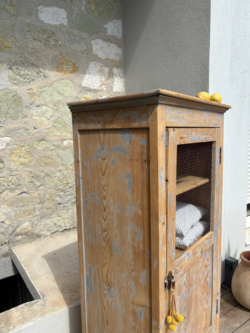 Bonnetière ancienne « Camille »