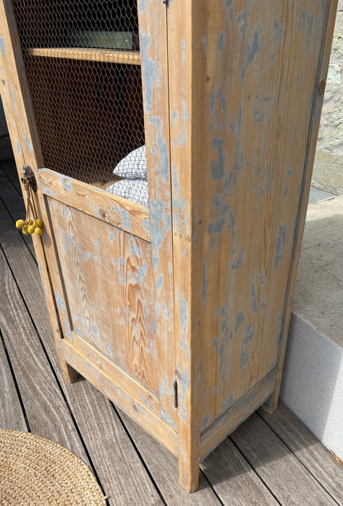 Bonnetière ancienne « Camille »