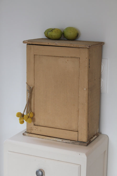 Petite armoire "Madeline"