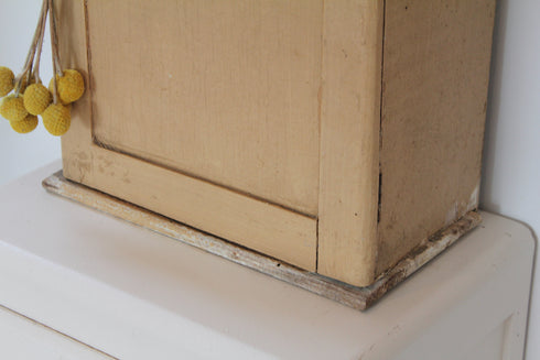 Petite armoire "Madeline"