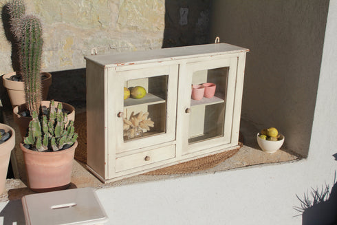 Armoire vitrée "Cyprienne"