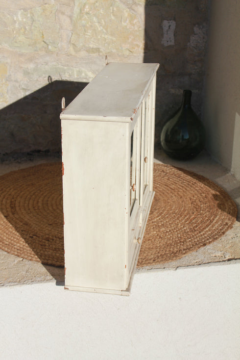 Armoire vitrée "Cyprienne"
