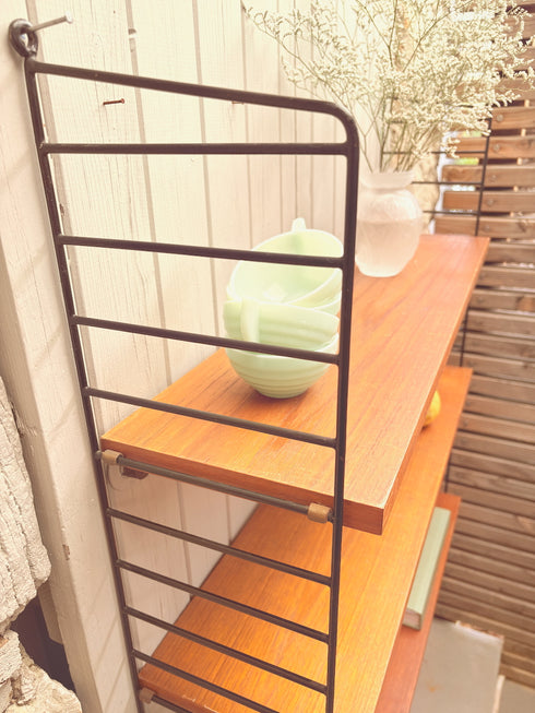 Grande étagère murale STRING 1970 "Line"