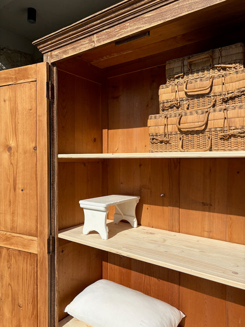 Armoire parisienne "Donatella"