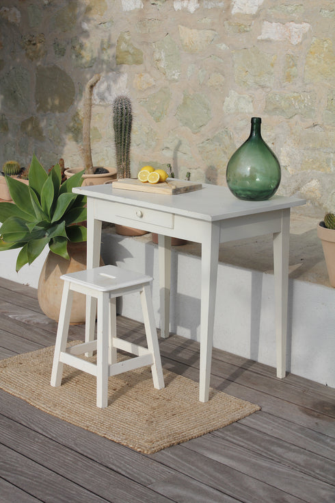 Petite table ancienne "Violette"