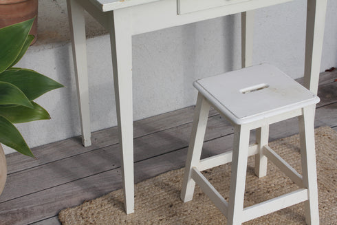 Petite table ancienne "Violette"