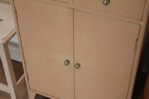 Petit buffet parisien "Séraphin"