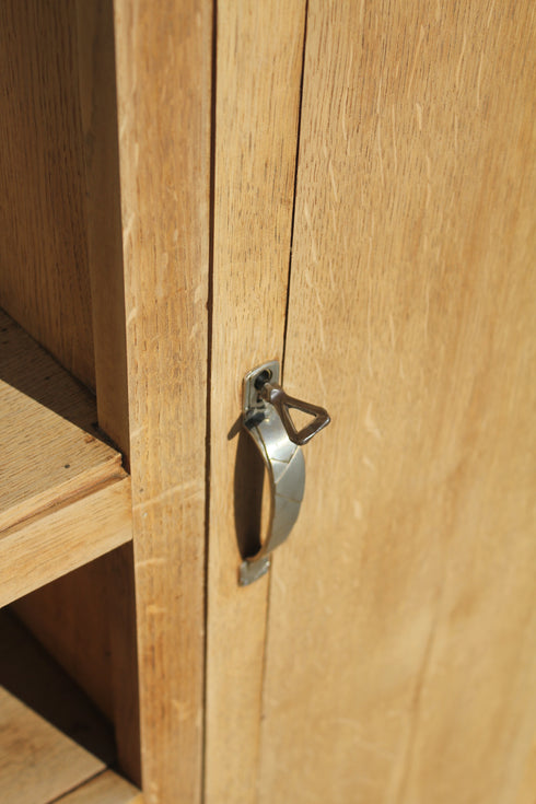 Petite armoire asymétrique "Philippine"