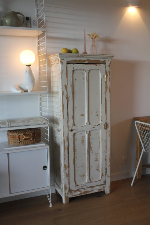 Petite armoire parisienne "Joséphine"
