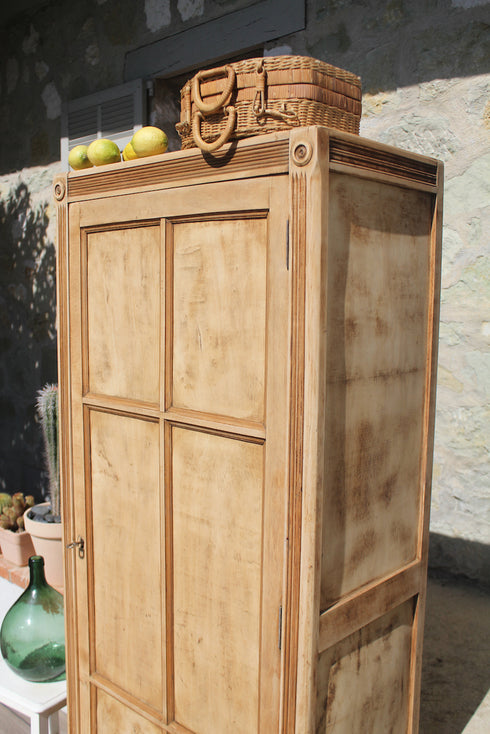 Petite armoire ancienne "Justine"