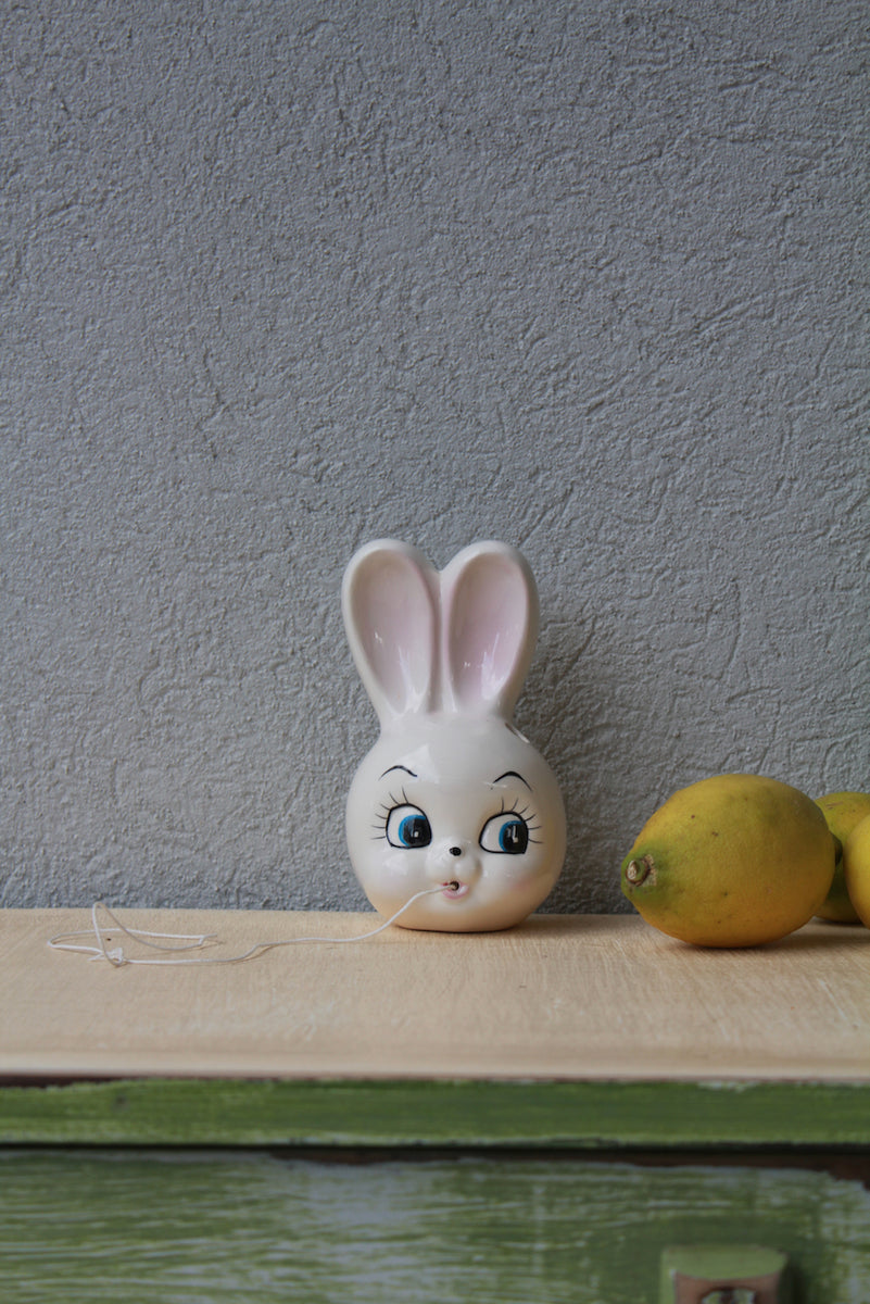 Vieux Lapin Jouet Vintage Similicuir Blanc - 15 Cm, Style Griffiné