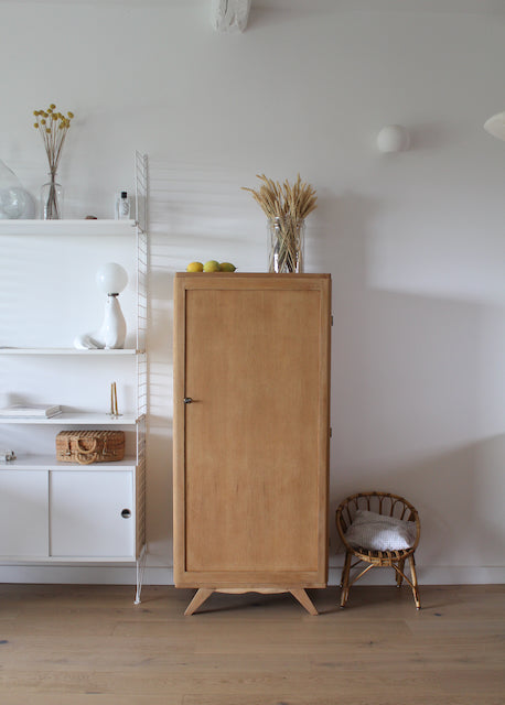 Petite armoire pieds compas "Pierrette"