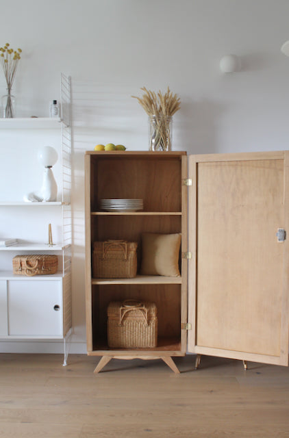 Petite armoire pieds compas "Pierrette"