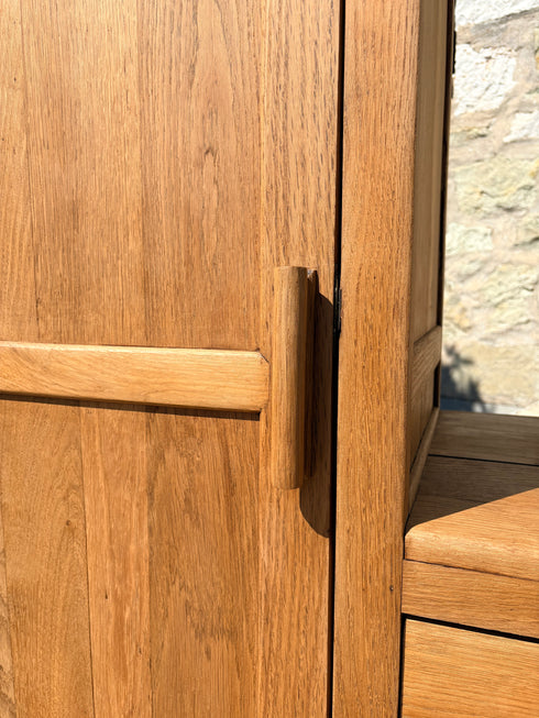 Petite armoire asymétrique « Pénélope »