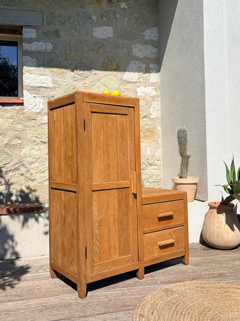 Petite armoire asymétrique « Pénélope »