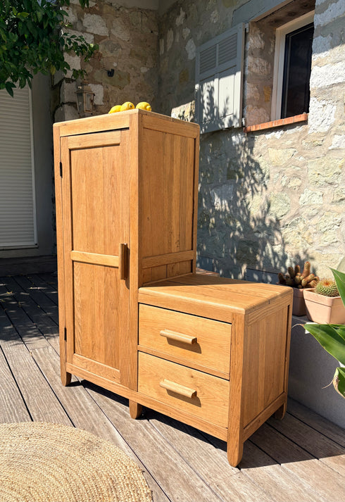 Petite armoire asymétrique « Pénélope »