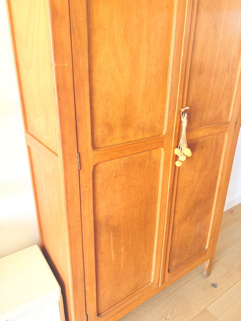 Armoire parisienne « Jasmine »