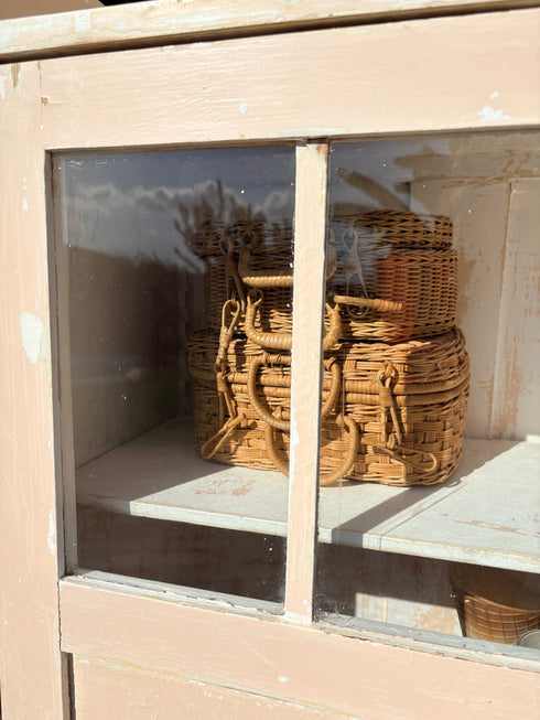 Petite armoire vitrée « Pâquerette »