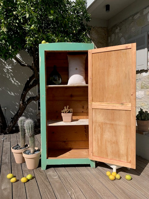 Bonnetière ancienne "Narcisse"