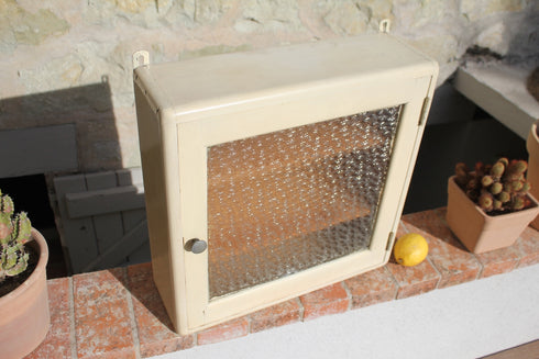 Petite vitrine vintage "Victoire"