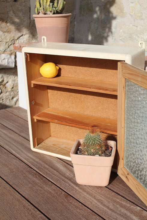 Petite vitrine vintage "Victoire"