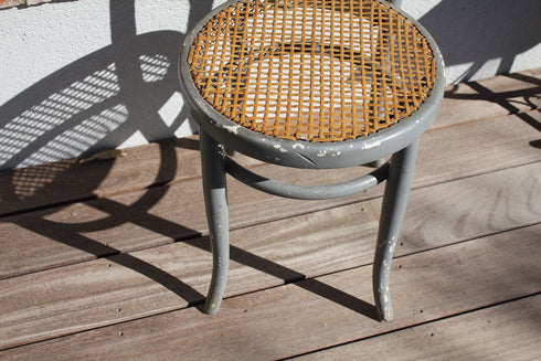 Chaise ancienne cannée "Simone"