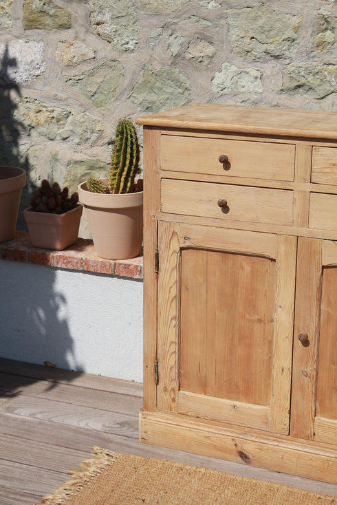 Buffet parisien "Lazare"