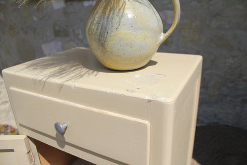 Petite armoire vintage "Célestine"