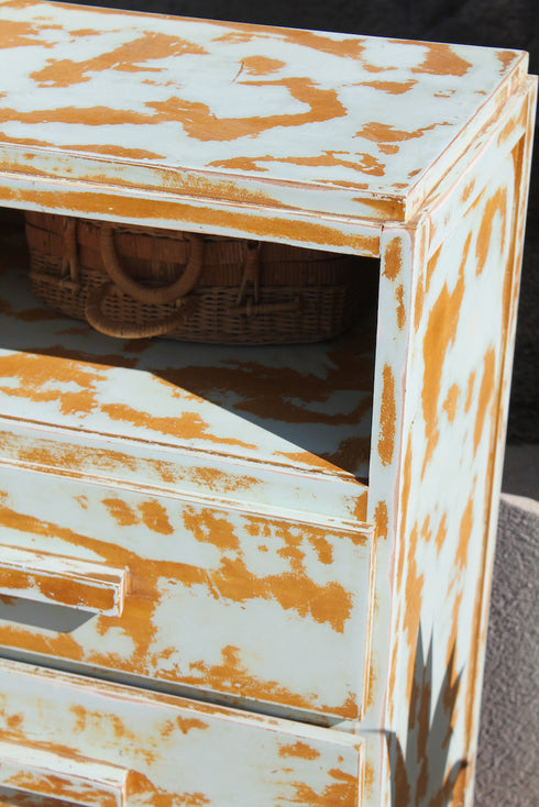 Armoire asymétrique "Léone"