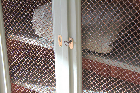 Petite armoire ancienne "Sarah"