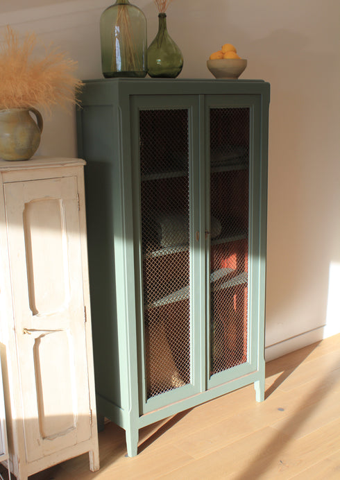 Petite armoire ancienne "Sarah"