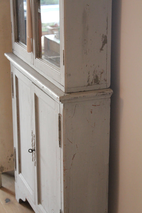 Vaisselier ancien "Oscar"