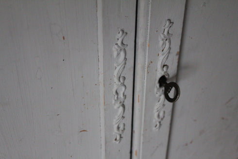 Vaisselier ancien "Oscar"