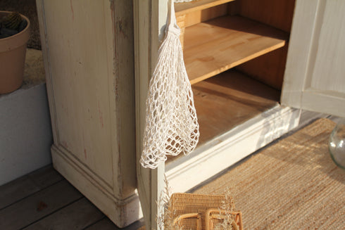 Petite armoire ancienne "Rose"