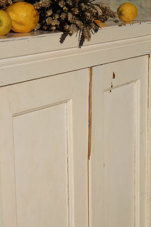 Petite armoire patinée ancienne "Juliette"