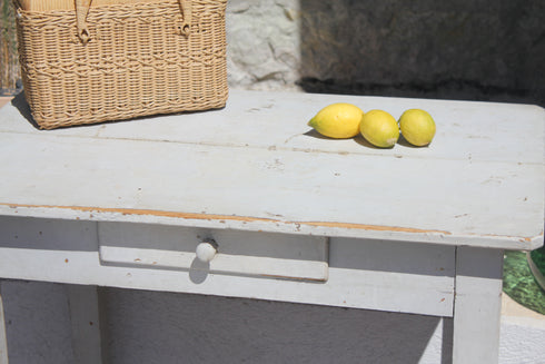 Petite table ancienne "Violette"